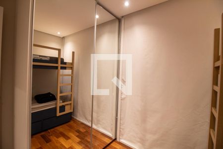 Quarto 1 de apartamento para alugar com 2 quartos, 70m² em Itaim Bibi, São Paulo