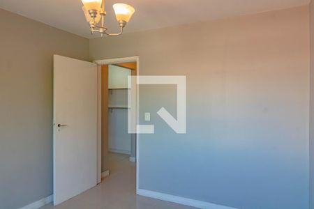 Quarto de casa para alugar com 4 quartos, 296m² em Parque Jabaquara, São Paulo