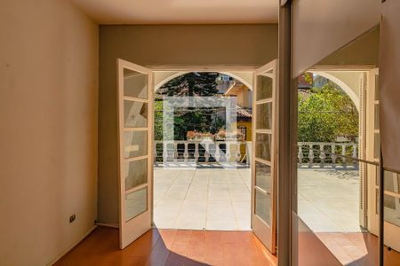 Quarto de casa para alugar com 4 quartos, 296m² em Parque Jabaquara, São Paulo