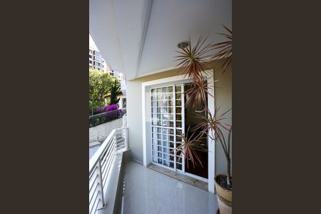 Sala 1 varanda de casa à venda com 4 quartos, 335m² em Lar São Paulo, São Paulo