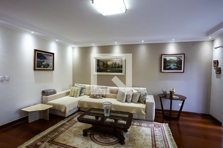 Sala 1 de casa à venda com 4 quartos, 335m² em Lar São Paulo, São Paulo