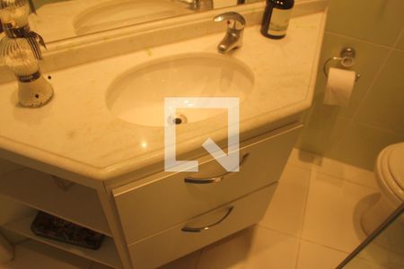 Apartamento à venda com 142m², 2 quartos e 3 vagasBanheiro da Suíte 2