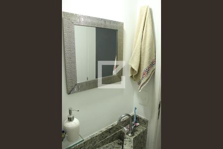 Casa à venda com 110m², 3 quartos e 4 vagasBanheiro