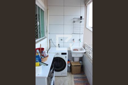 Casa à venda com 110m², 3 quartos e 4 vagasÁrea de Serviço