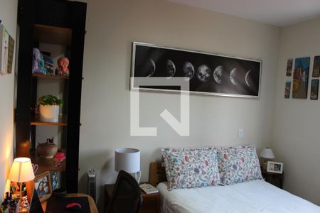 Casa à venda com 110m², 3 quartos e 4 vagasQuarto 2