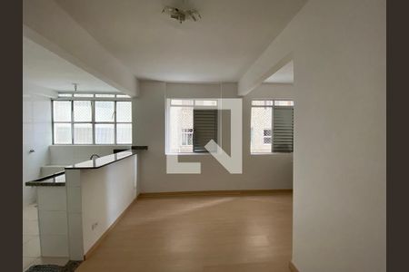 Apartamento à venda com 47m², 1 quarto e sem vagaSala/Quarto