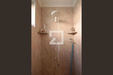 Casa à venda com 196m², 3 quartos e 2 vagasBanheiro