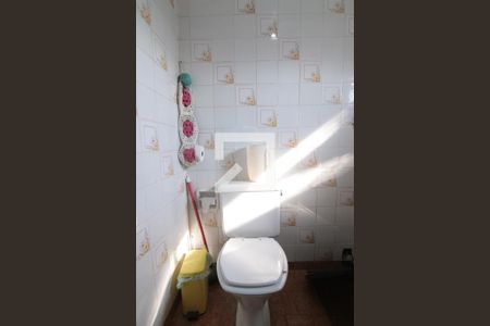 Casa à venda com 196m², 3 quartos e 2 vagasBanheiro de Serviço