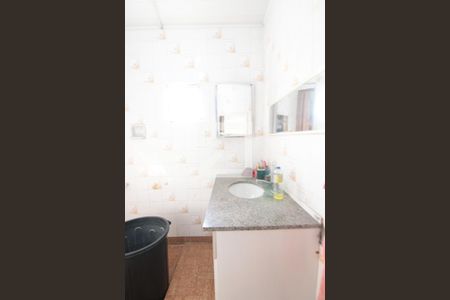 Casa à venda com 196m², 3 quartos e 2 vagasBanheiro de Serviço