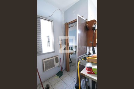 Casa à venda com 196m², 3 quartos e 2 vagasQuarto de Serviço