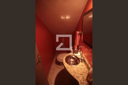 Casa à venda com 196m², 3 quartos e 2 vagasLavabo 