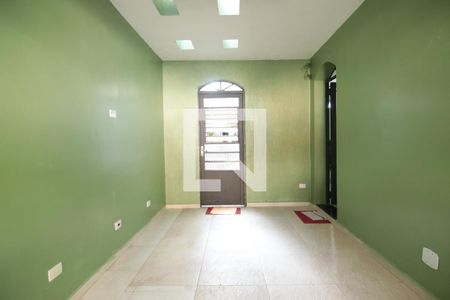 Casa à venda com 196m², 3 quartos e 2 vagasEntrada