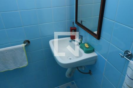 Casa à venda com 186m², 3 quartos e 2 vagasBanheiro de serviço