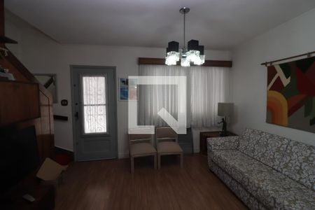 Sala de TV de casa à venda com 3 quartos, 186m² em Vila Gomes Cardim, São Paulo