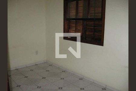 Casa à venda com 3 quartos, 180m² em Vila Scarpelli, Santo André