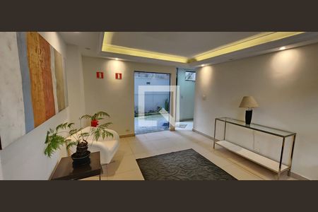 Apartamento para alugar com 62m², 1 quarto e 1 vagaHall de entrada