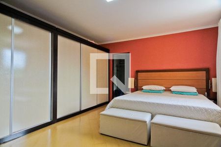 Suíte de casa para alugar com 5 quartos, 180m² em Jardim Vivan, São Paulo