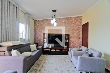 Sala de casa para alugar com 5 quartos, 180m² em Jardim Vivan, São Paulo