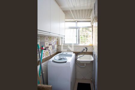 Apartamento à venda com 60m², 2 quartos e 1 vagaÁrea de Serviço