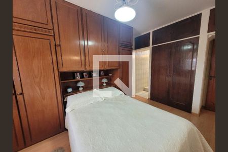 Casa à venda com 300m², 4 quartos e 4 vagasSuíte 