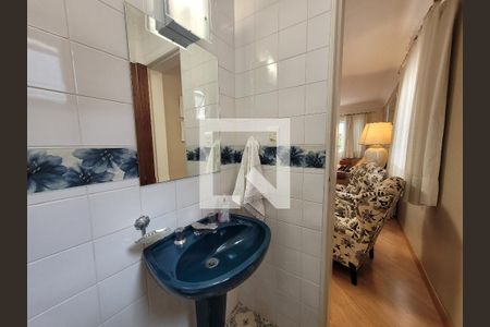 Casa à venda com 300m², 4 quartos e 4 vagasLavabo