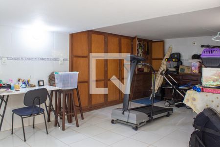 Casa à venda com 300m², 4 quartos e 4 vagasÁrea de Serviço