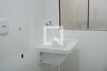 Casa de condomínio à venda com 40m², 2 quartos e sem vagaCozinha e Área de Serviço