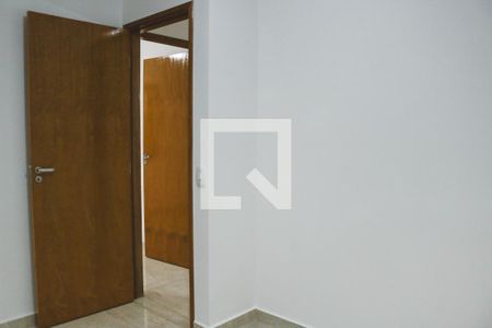 Quarto 2 de casa de condomínio para alugar com 2 quartos, 40m² em Vila Santa Terezinha (zona Norte), São Paulo
