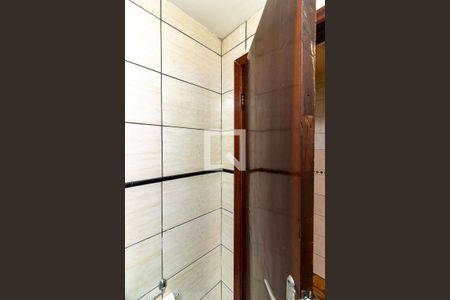 Casa à venda com 160m², 3 quartos e 2 vagasBanheiro Social