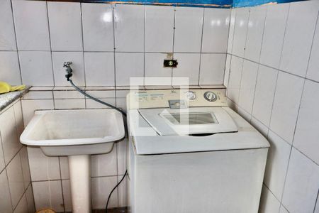 Casa à venda com 120m², 4 quartos e 2 vagas Casa à venda com 120m², 4 quartos e 2 vagasÁrea de Serviço