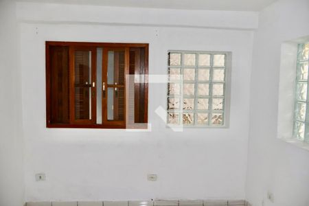 Casa à venda com 120m², 4 quartos e 2 vagas Casa à venda com 120m², 4 quartos e 2 vagasQuarto