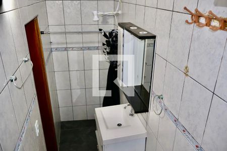 Casa à venda com 120m², 4 quartos e 2 vagas Casa à venda com 120m², 4 quartos e 2 vagasBanheiro