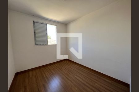 Quarto 1 de casa de condomínio para alugar com 3 quartos, 120m² em Cabral, Contagem