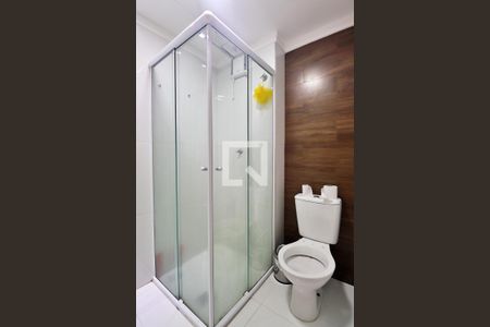 Banheiro do Quarto 1 - Suíte de apartamento para alugar com 2 quartos, 56m² em Utinga, Santo André