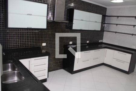 Casa para alugar com 380m², 4 quartos e 5 vagasCozinha