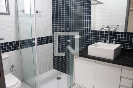 Banheiro do Quarto 1 de casa para alugar com 4 quartos, 380m² em Lapa, São Paulo