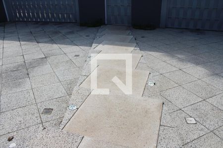 Casa para alugar com 380m², 4 quartos e 5 vagasEntrada