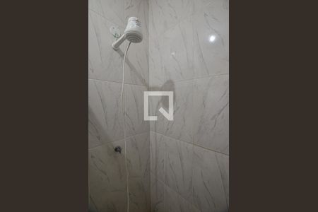 Casa à venda com 214m², 5 quartos e 2 vagas Casa à venda com 214m², 5 quartos e 2 vagasBanheiro