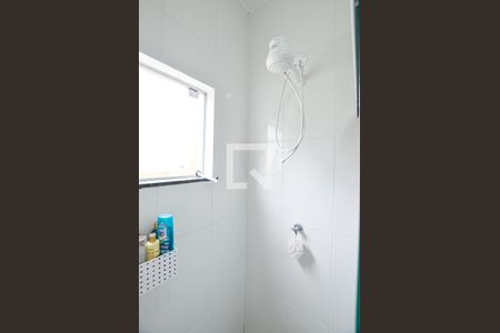 Casa à venda com 214m², 5 quartos e 2 vagas Casa à venda com 214m², 5 quartos e 2 vagasBanheiro