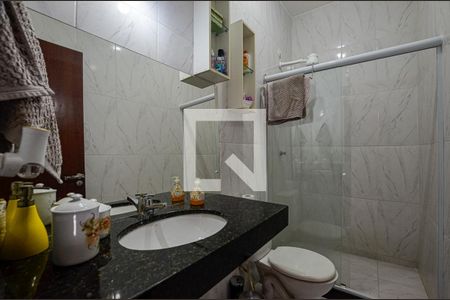 Banheiro de casa à venda com 5 quartos, 214m² em Itaipu, Niterói