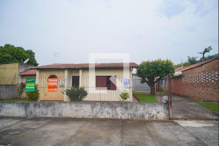 Casa à venda com 365m², 2 quartos e 1 vagaFachada
