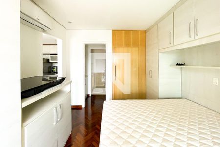 Quarto de apartamento para alugar com 1 quarto, 55m² em Pinheiros, São Paulo