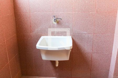 Casa para alugar com 54m², 2 quartos e sem vagaÁrea de Serviço