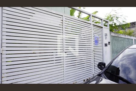 Casa à venda com 205m², 3 quartos e 2 vagasFachada