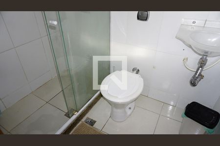 Casa à venda com 205m², 3 quartos e 2 vagasBanheiro Suite 1