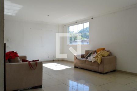 Sala de casa à venda com 3 quartos, 205m² em Tanque, Rio de Janeiro