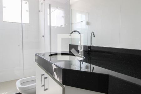 Casa para alugar com 90m², 2 quartos e 1 vaga Casa para alugar com 90m², 2 quartos e 1 vagaBanheiro