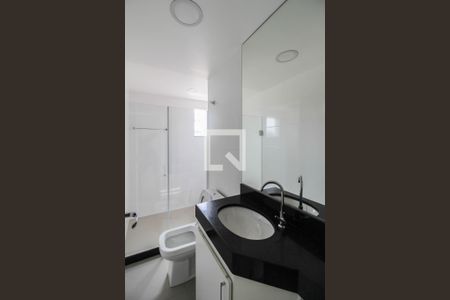 Casa para alugar com 90m², 2 quartos e 1 vaga Casa para alugar com 90m², 2 quartos e 1 vagaBanheiro da Suíte