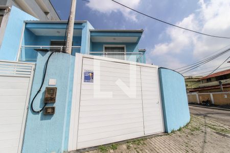 Casa para alugar com 90m², 2 quartos e 1 vaga Casa para alugar com 90m², 2 quartos e 1 vagaFachada