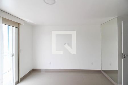 Casa para alugar com 90m², 2 quartos e 1 vaga Casa para alugar com 90m², 2 quartos e 1 vagaSuíte
